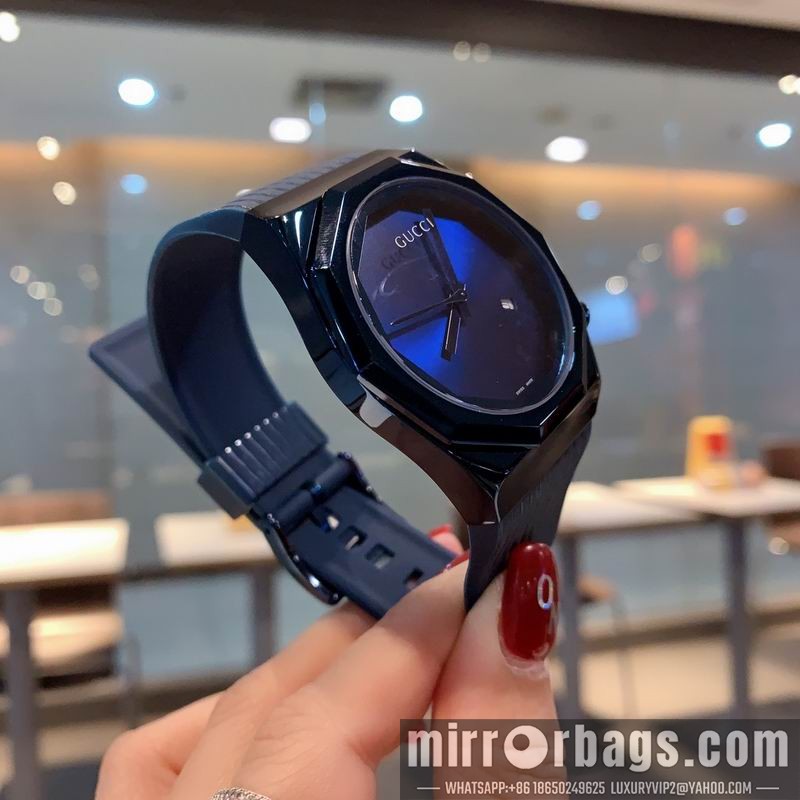 Gucci 41mm 010518 Watch