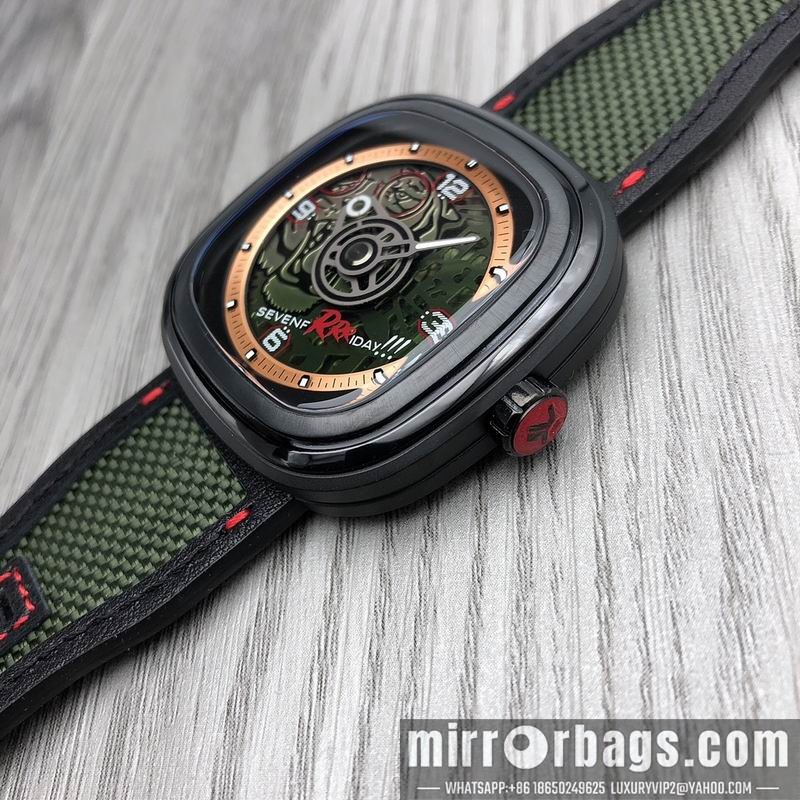 Seven Friday 45.6X45mm 090476 Watch
