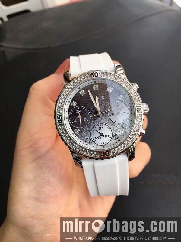 Guess watch 1010172 Watch