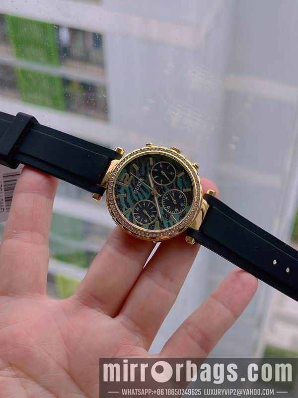 Guess watch 1010136 Watch