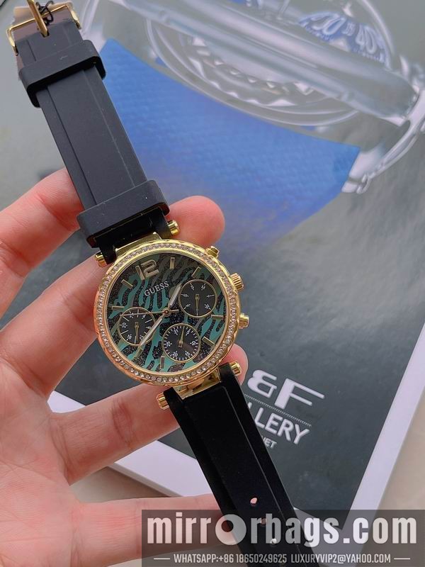 Guess watch 1010136 Watch