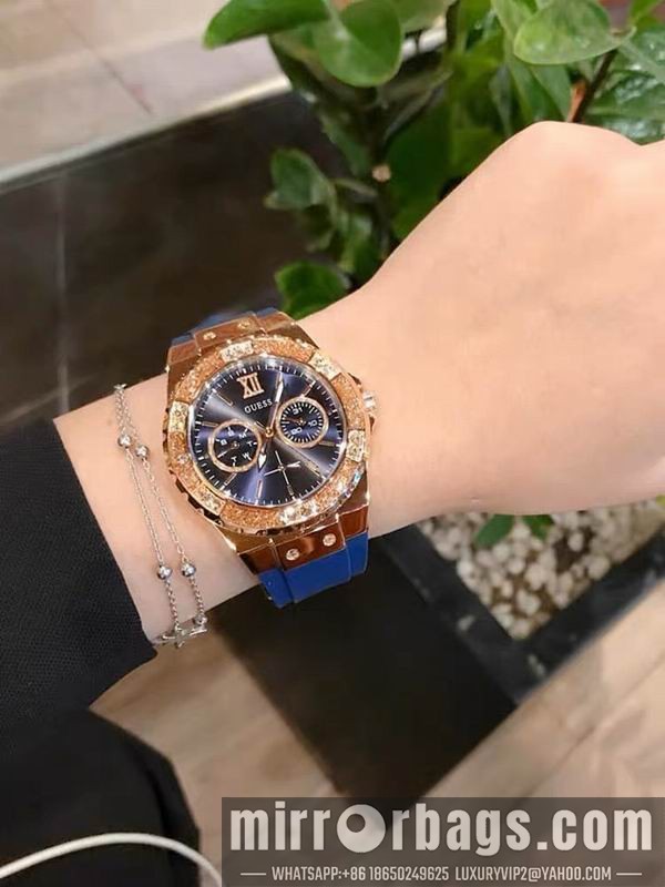 Guess watch 1010172 Watch