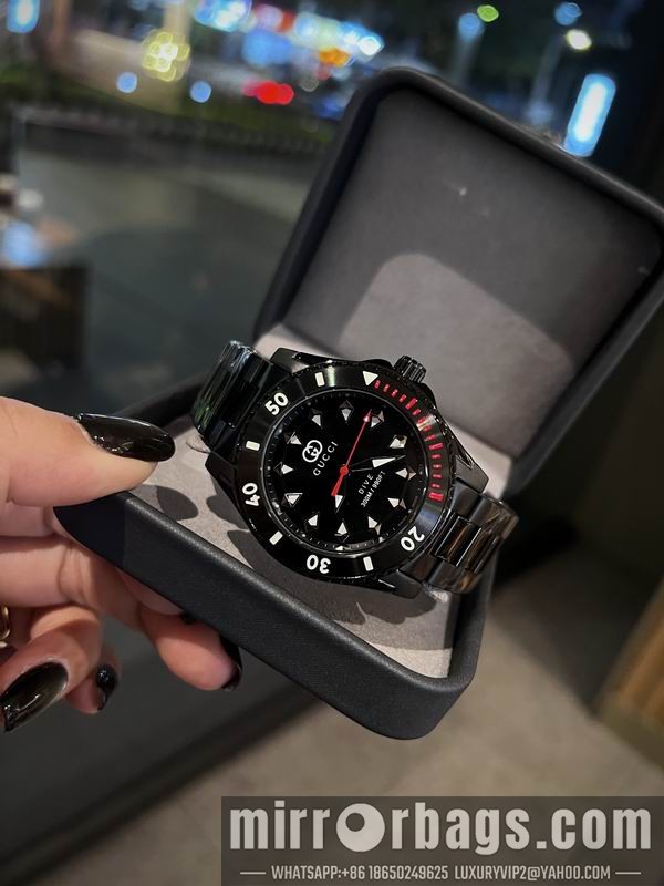 Gucci 40mm 042937 Watch