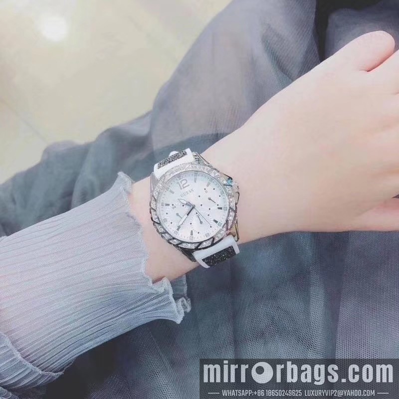 Guess 38mm 101003 Watch