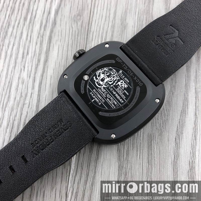 Seven Friday 45.6X45mm 090477 Watch