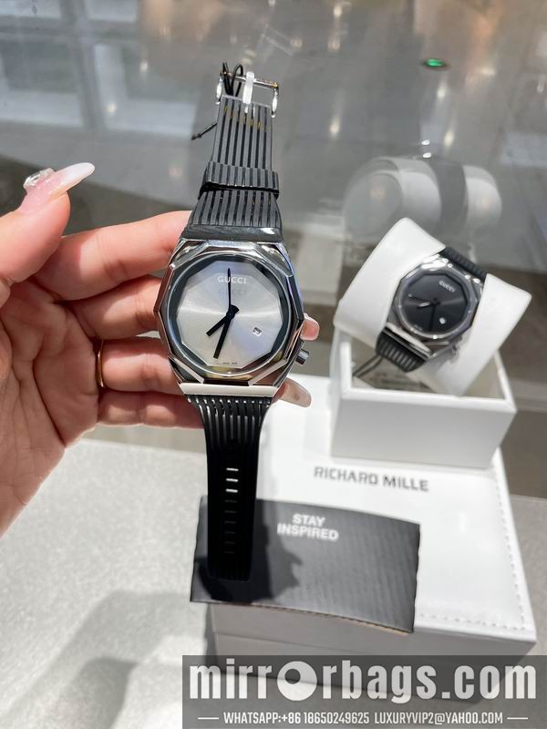 Gucci 41mm 091723 Watch