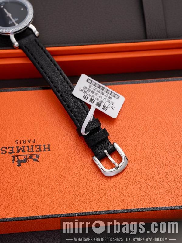 Hermes 21X18mm 052306 Watch