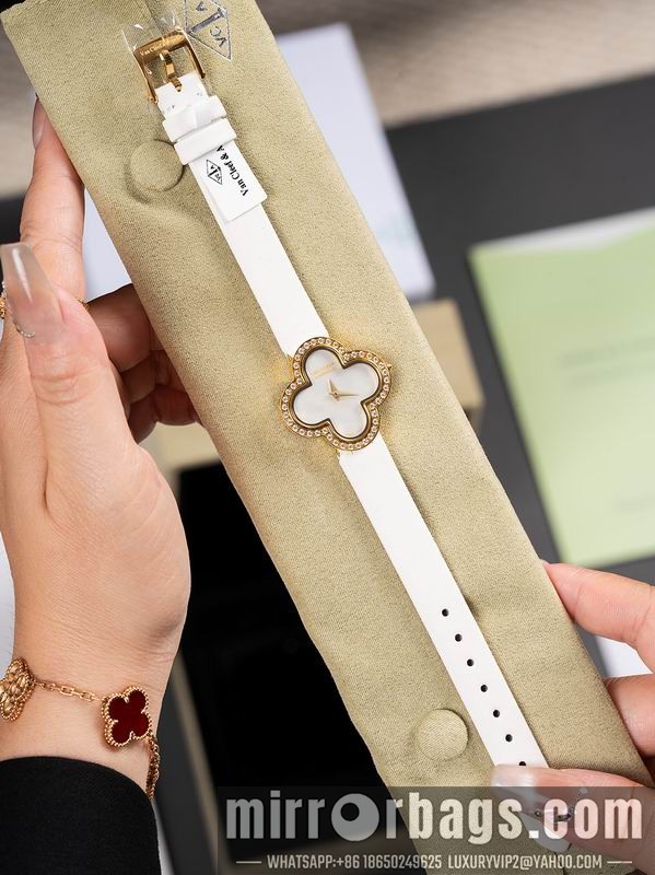 Van Cleef & Arpels 29.7mm 080606 Watch