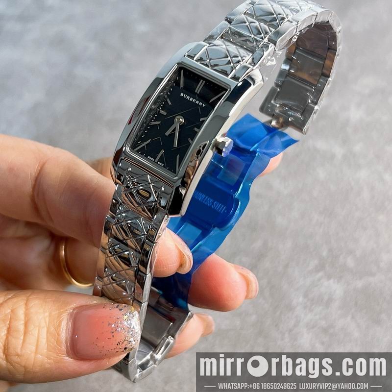 Burberry 19X30mm 042737 Watch