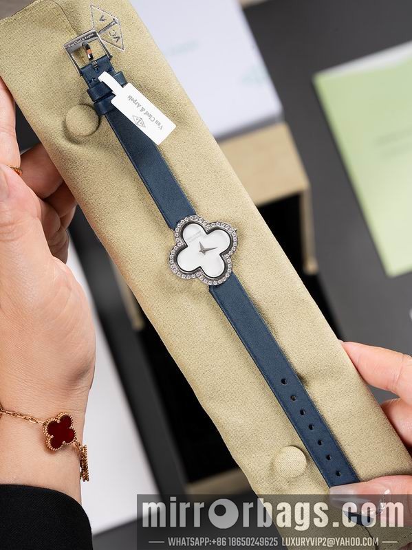 Van Cleef & Arpels 29.7mm 080606 Watch