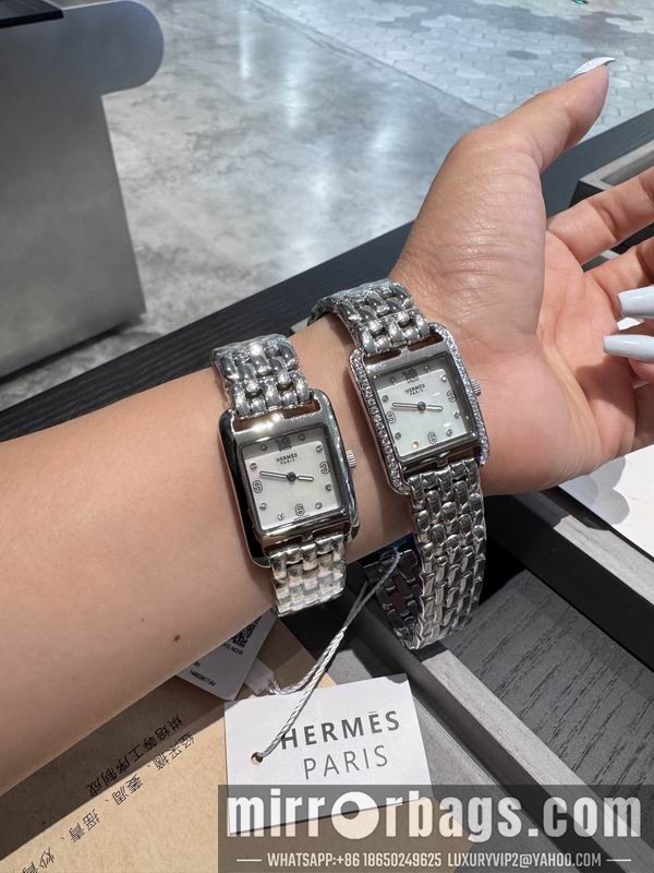 Hermes 23X23mm 101528 Watch