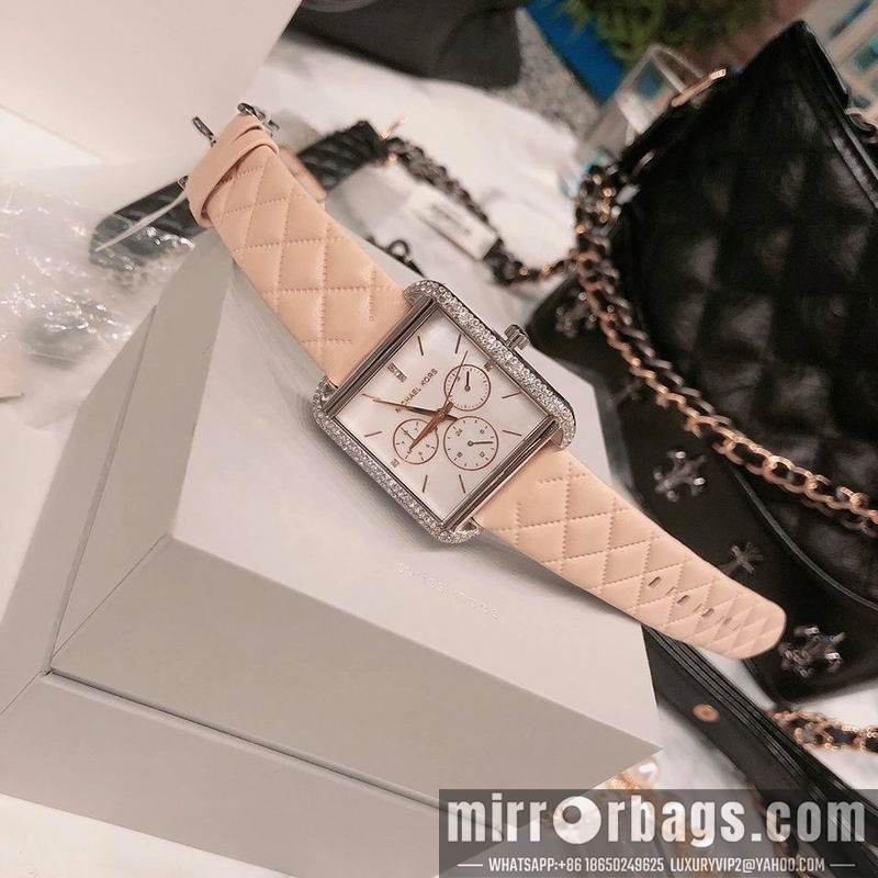 MK 37X32mm 101075 Watch