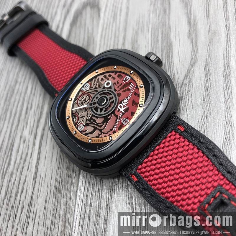 Seven Friday 45.6X45mm 090477 Watch
