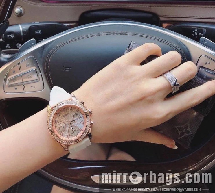 Guess watch 1010172 Watch