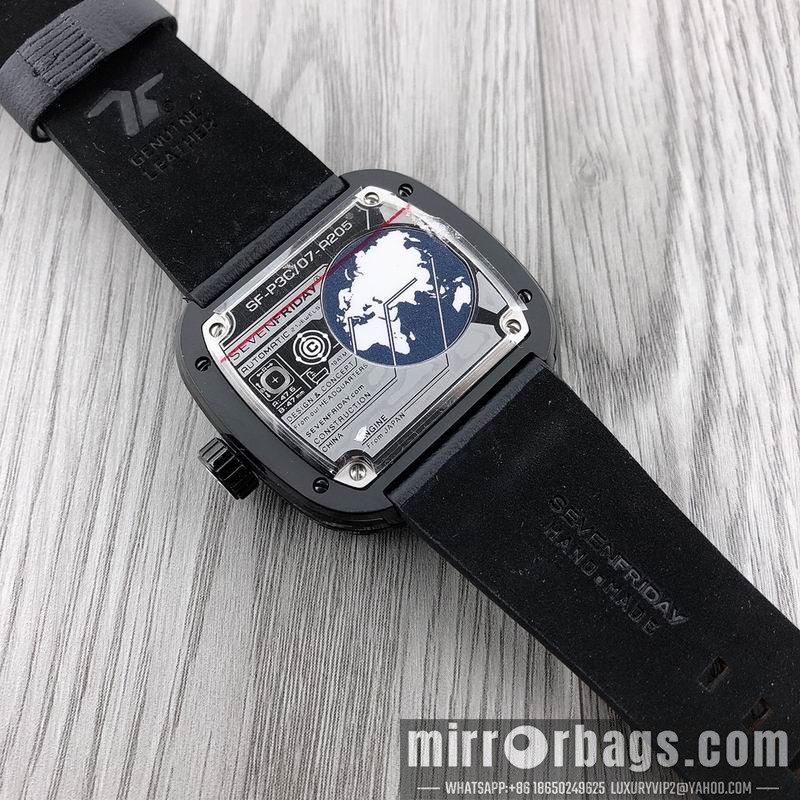Seven Friday 47.6X47mm 090462 Watch