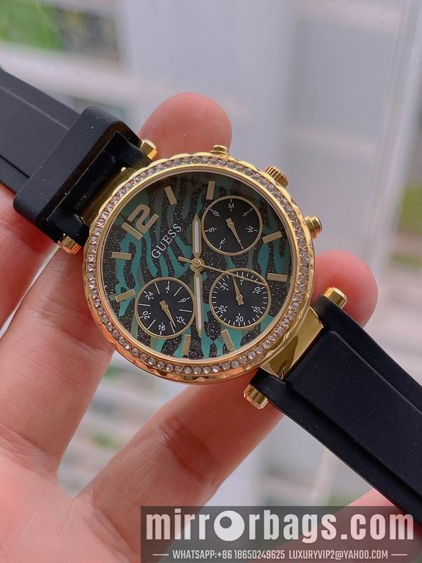 Guess watch 1010136 Watch