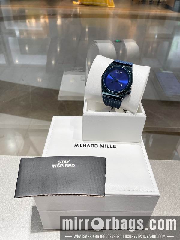 Gucci 41mm 091723 Watch