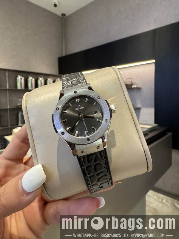 Hublot 29mm 101564 Watch