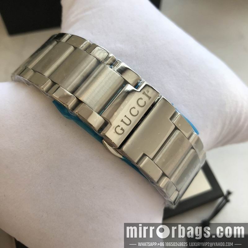 Gucci 44mm 091728 Watch
