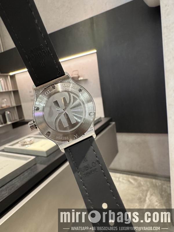 Hublot 29mm 101564 Watch