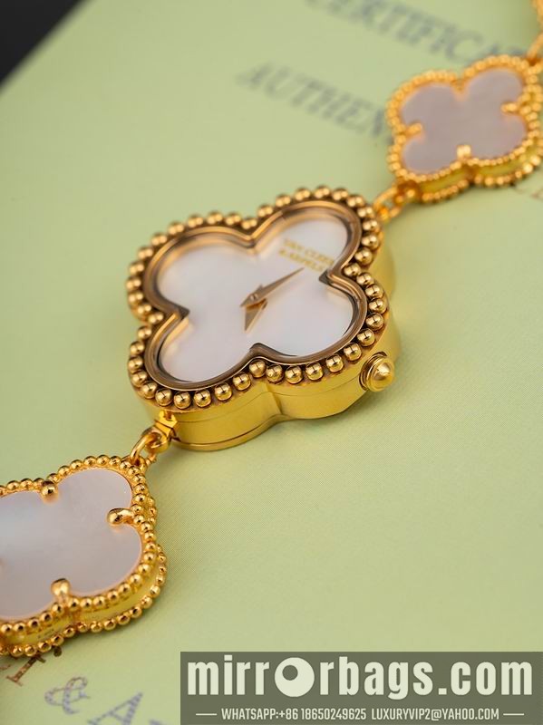 Van Cleef & Arpels 27mm 080605 Watch