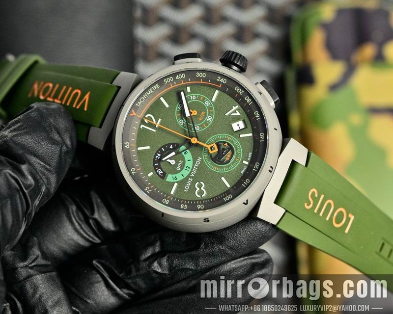 LV 44mm 042407 Watch