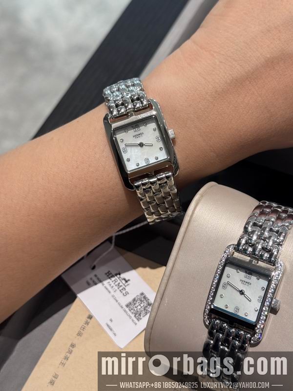Hermes 23X23mm 101528 Watch
