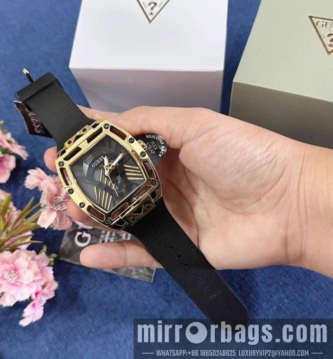 Guess watch 1010163 Watch