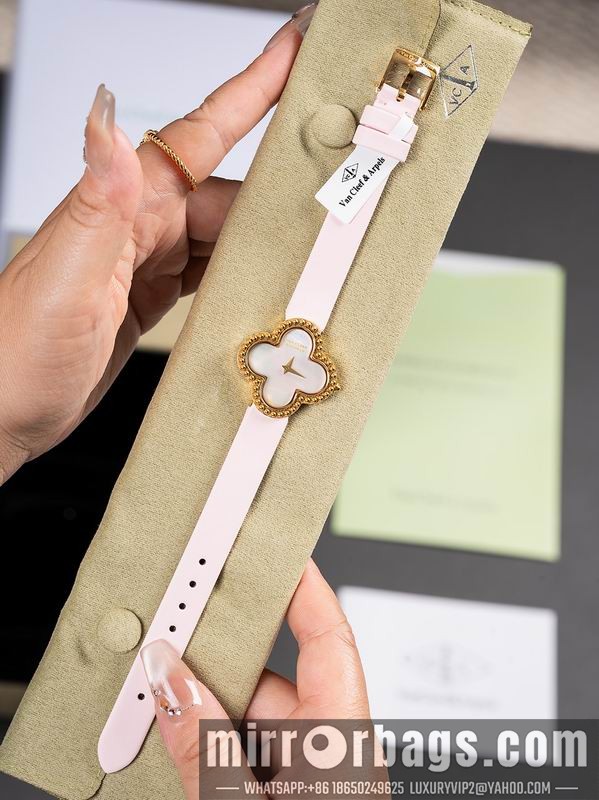 Van Cleef & Arpels 29.7mm 080606 Watch