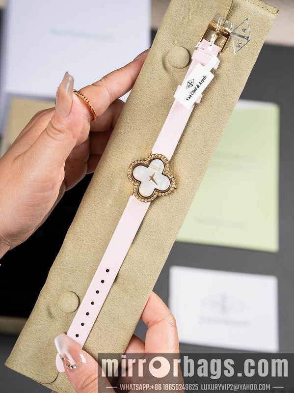 Van Cleef & Arpels 29.7mm 080606 Watch