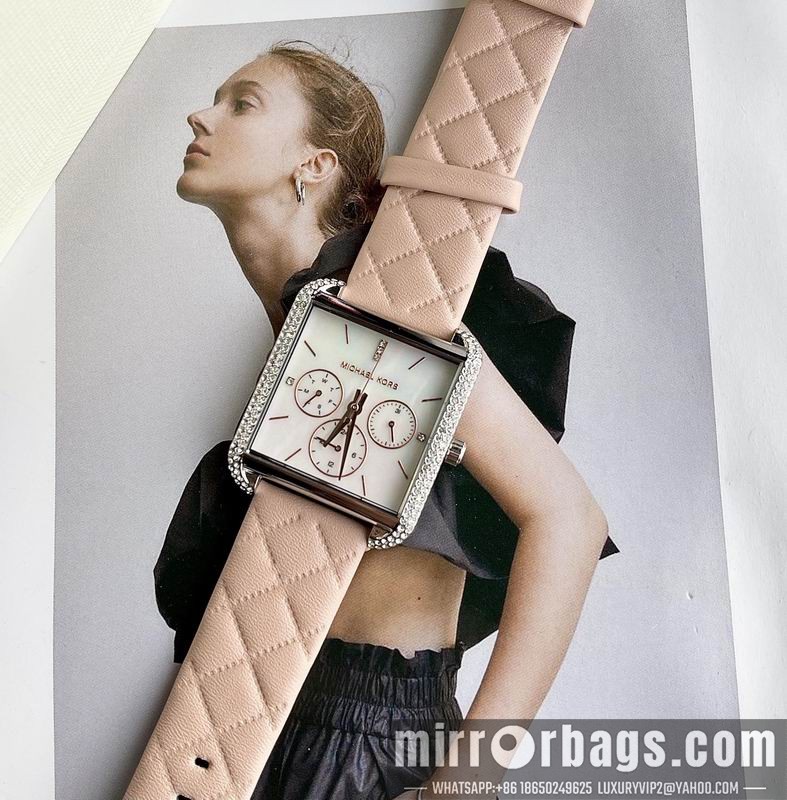MK 37X32mm 101075 Watch