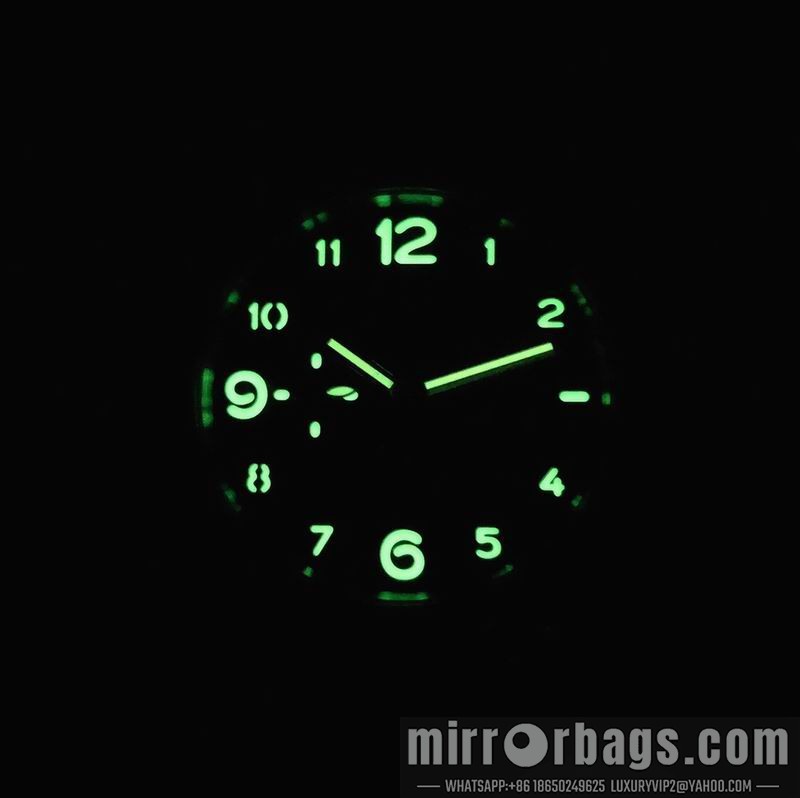 Panerai 44mm 090473 Watch