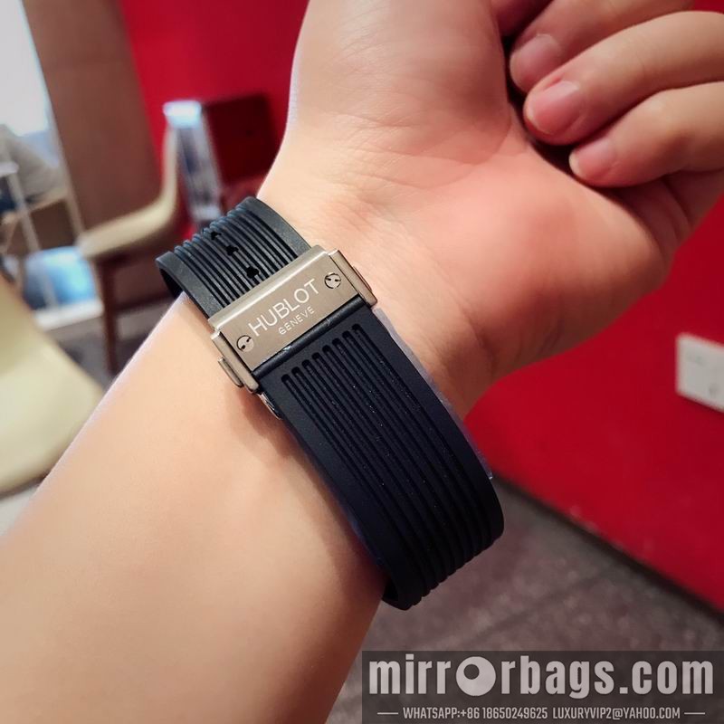 Hublot 43mm 092215 Watch