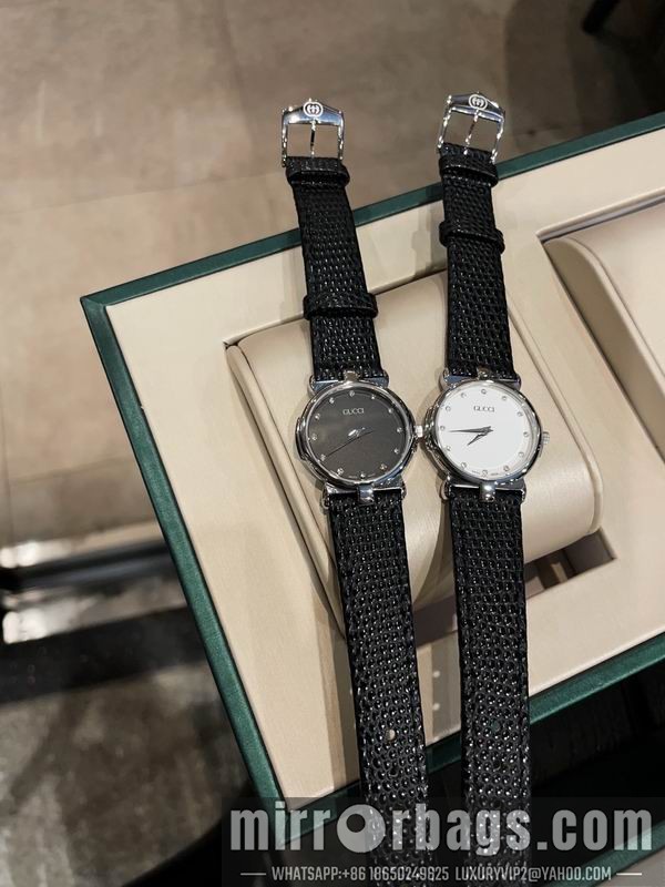 Gucci 28mm 101539 Watch