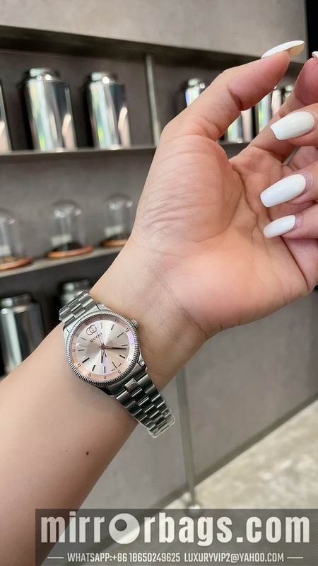 Gucci watch 091718 Watch