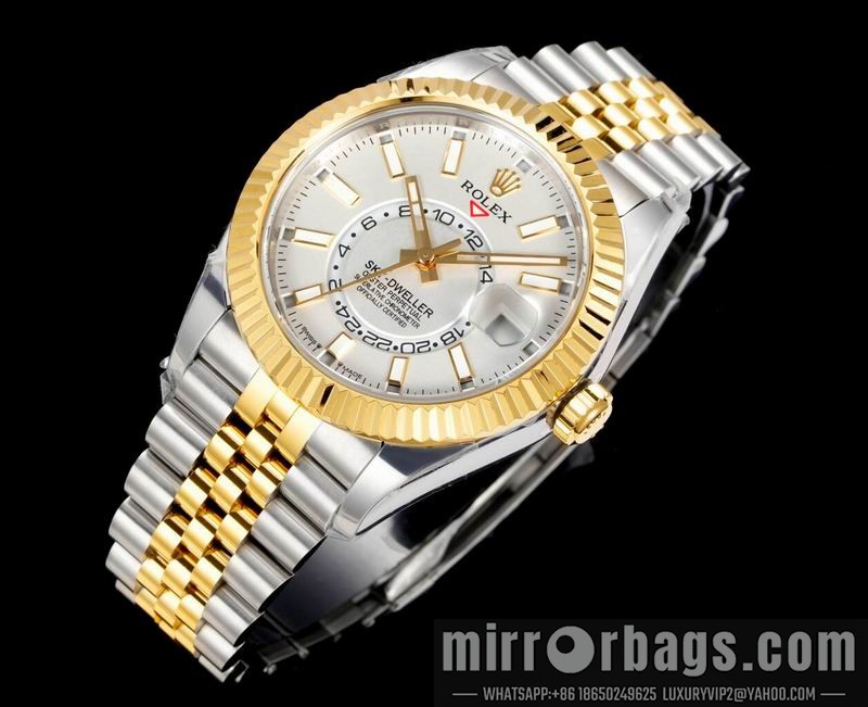 Rolex 42mm 040901 Watch
