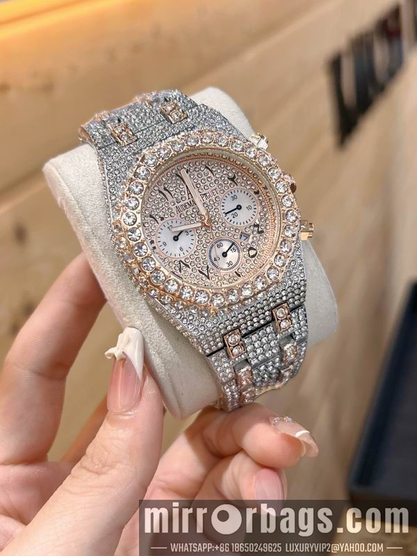 AP 40mm 122824 Watch