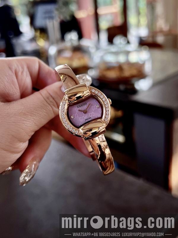 Gucci 25mm 040906 Watch