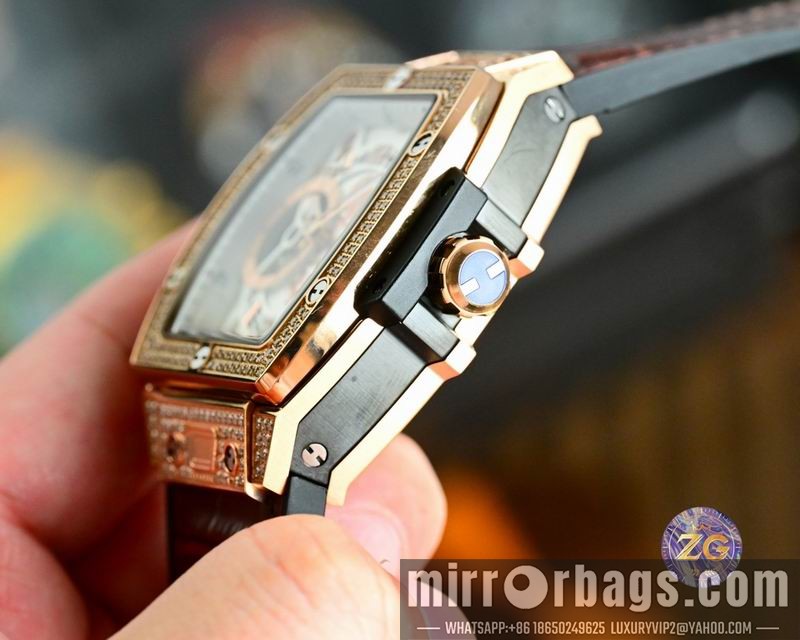 Hublot 47X52mm 080676 Watch