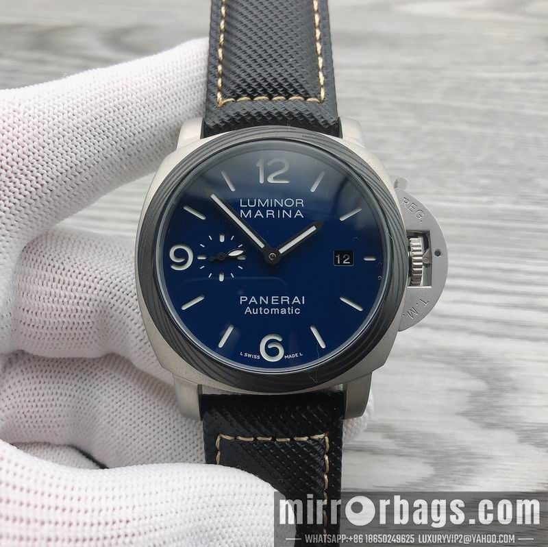 Panerai 44mm 090449 Watch