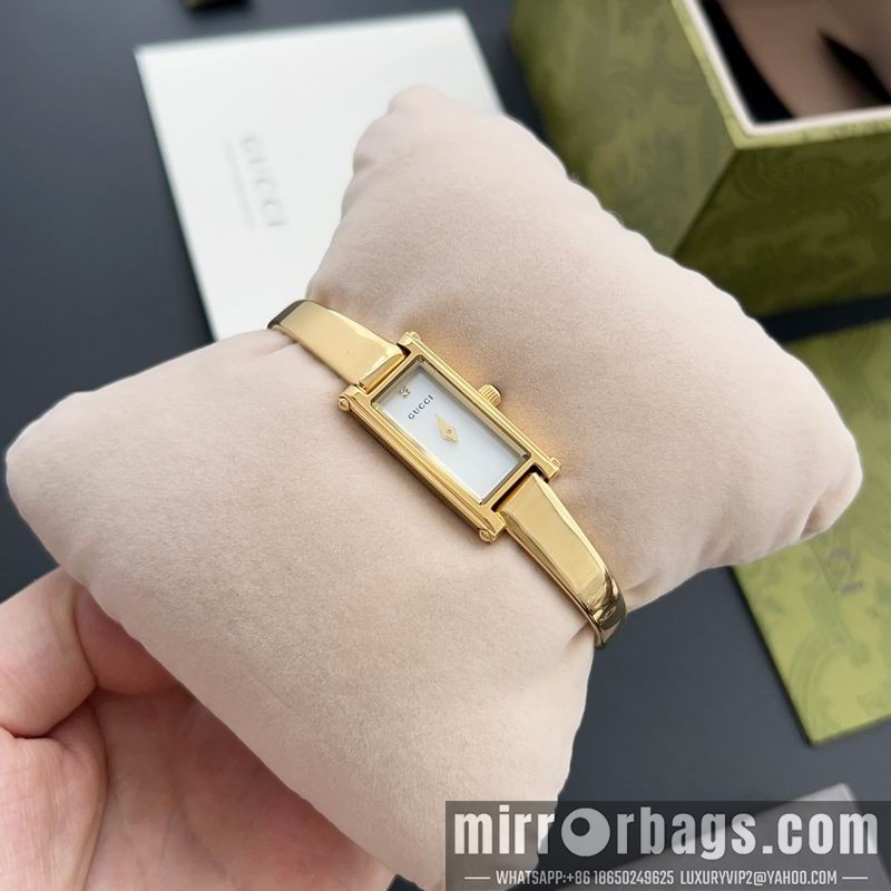 Gucci watch 110375 Watch