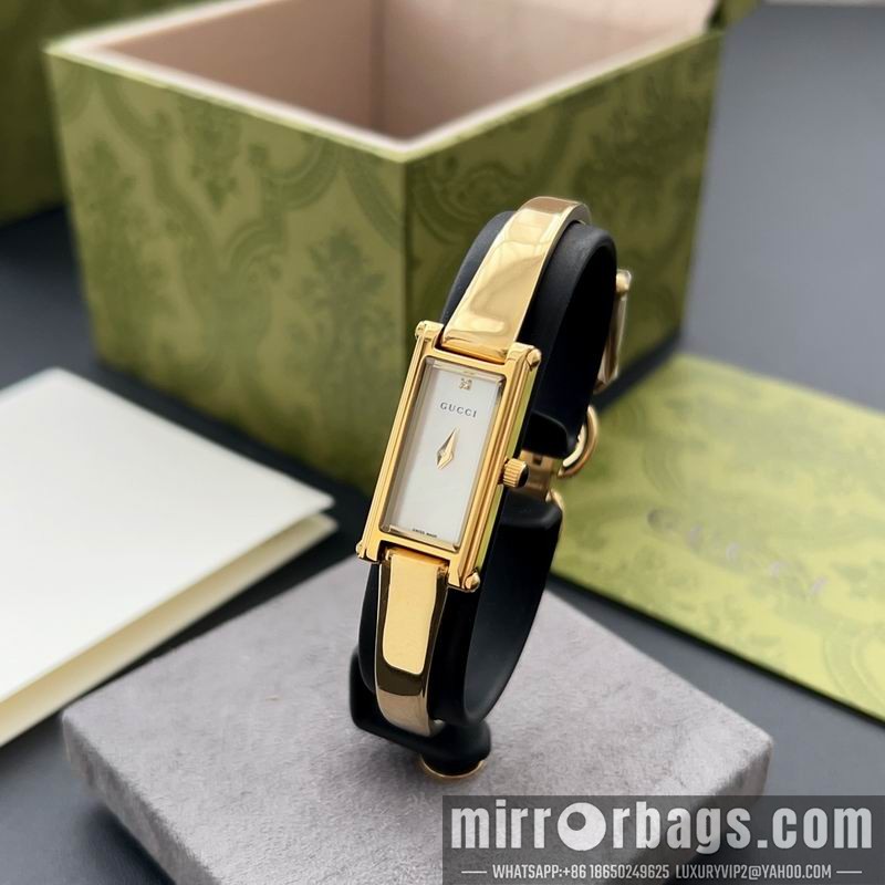 Gucci watch 110375 Watch