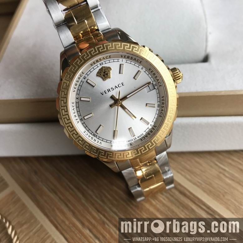 Versace 43mm 33mm M19 Watch