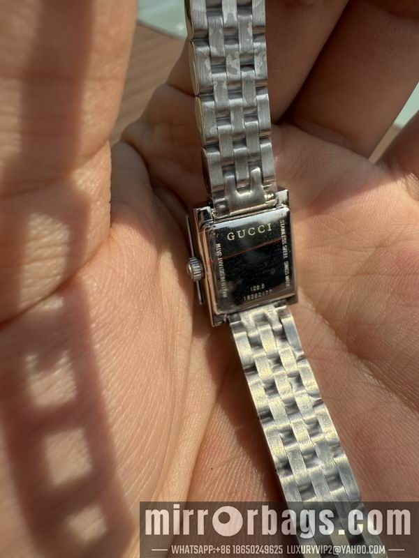 Gucci watch 042928 Watch