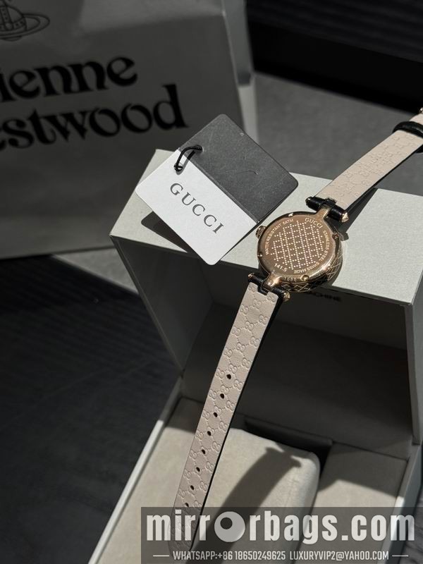 Gucci 32mm 101588 Watch