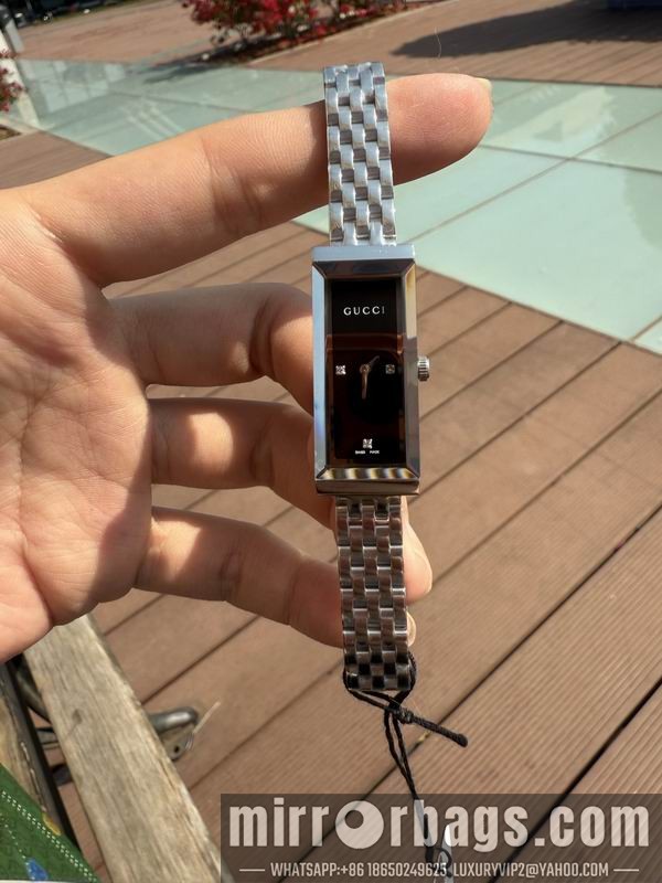 Gucci 14X34mm 042927 Watch