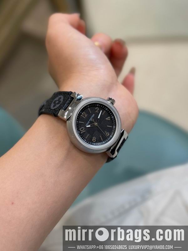 LV watch 111415 Watch