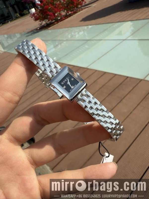 Gucci watch 042928 Watch