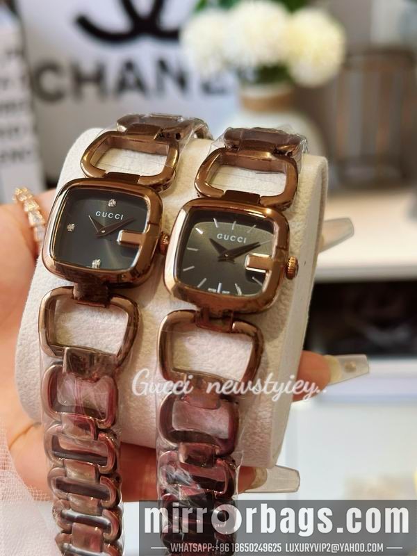 Gucci 24X22.4mm 101433 Watch