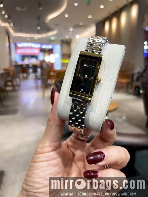 Gucci 35X17mm 101535 Watch